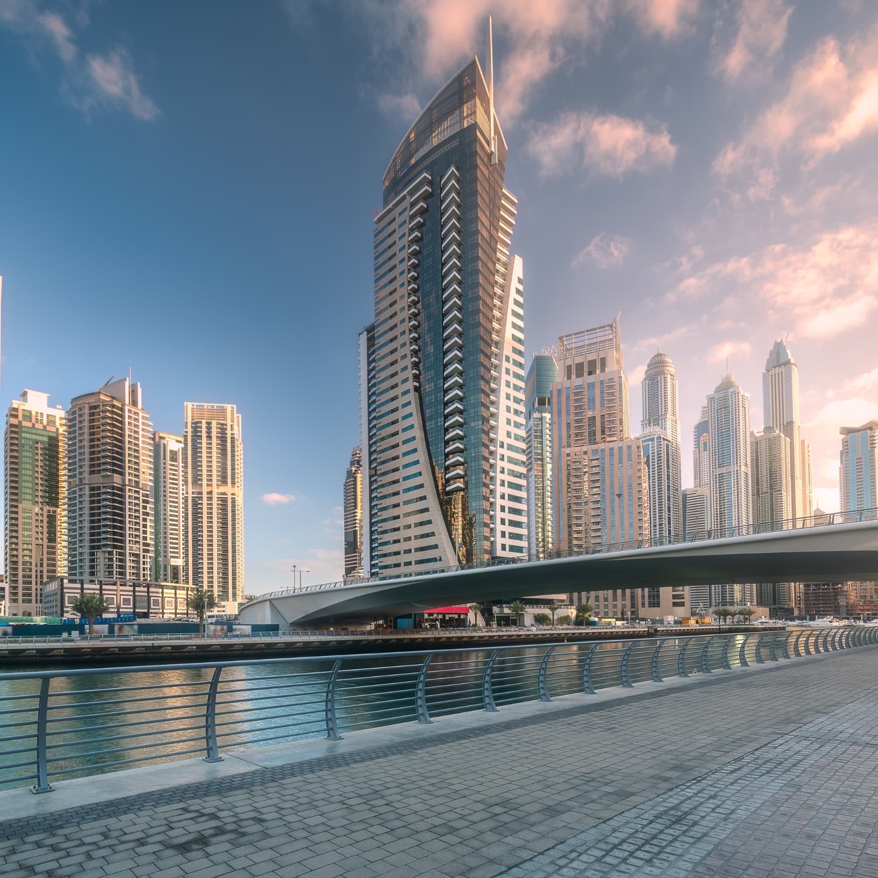 Dubai off-plan commercial property development